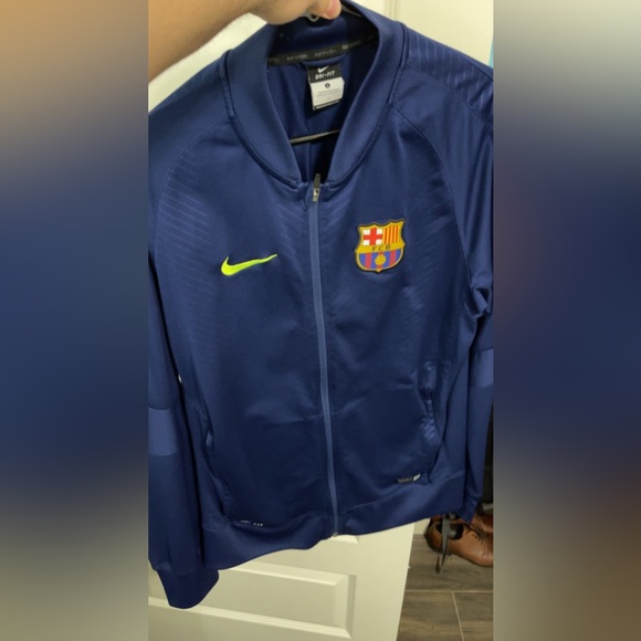 NIKE Barcelona football jacket - Picture 1 of 2